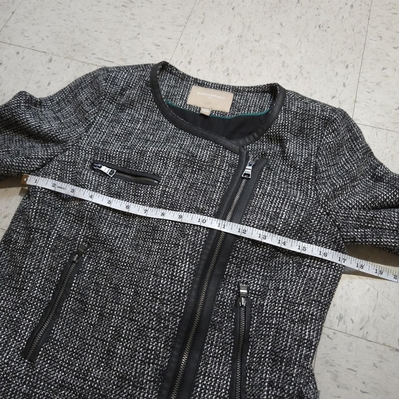 Banana Republic | Women's Black Tweed Jacket asymmetrical zipper & pleather trim - Picture 11 of 11